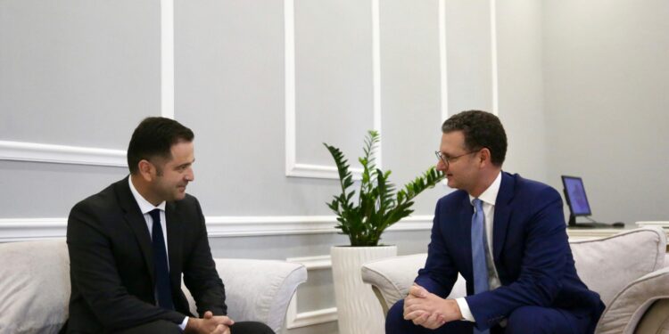 Ish ministri i Financave, Ervin Mete dorëzon detyrën: Ishte rrugëtim konsolidues për institucionin dhe financat publike