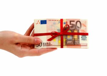 Festat, kohë e mirë për të negociuar pagën tuaj