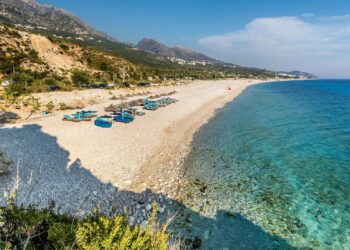 TimeOut: Ja cilat janë 7 plazhet më magjepsëse në Shqipëri