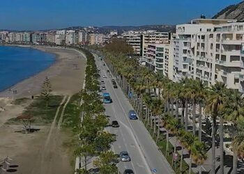 Shtëpitë e dyta shfrytëzohen për turizëm, por klasifikohen të pabanuara