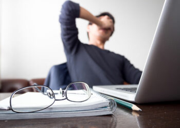 Si ta kontrolloni stresin në punë