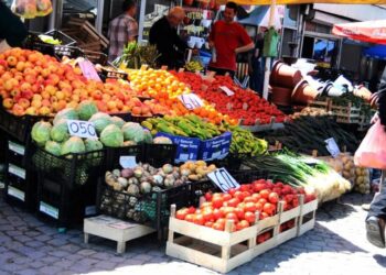 Autoriteti i Konkurrencës nis hetimin për tregun e grumbullimit dhe shitjes me shumicë të fruta-perimeve