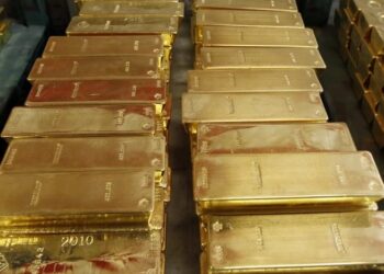 Po përgatiten për më të keqen? Dy vendet që blen më shumë ar gjatë 2024