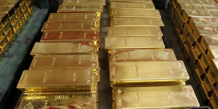 Po përgatiten për më të keqen? Dy vendet që blen më shumë ar gjatë 2024