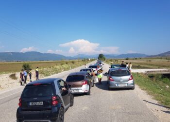 Shtegu për në Perëndim, refugjatët nga Lindja e Mesme dhe Afrika vijojnë të përdorin Shqipërinë