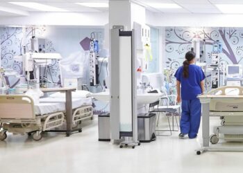 Ministrja e Shëndetësisë: Drejtuesit e spitaleve e kanë të ndaluar të kenë klinika private