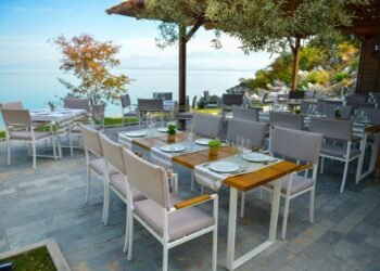 Ku ju kushtojnë më shtrenjtë hotelet e restorantet në Europë, si renditet Shqipëria