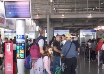 600 mijë më shumë se vjet, shqiptarët po ikin jashtë për të kaluar pushimet dhe jo vetëm…