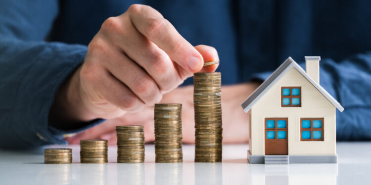 Volumet e tregtimit të valutës u rritën me 30% në tremujorin e dytë të vitit, nga turizmi dhe pasuritë e paluajtshme