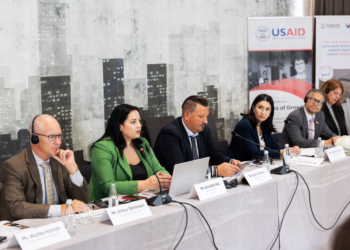 Kredia inovative e USAID/NOA, 2 milionë dollarë në sektorin e industrisë së këpucëve dhe veshjeve në Shqipëri