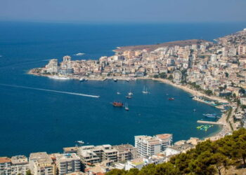 Blerja e apartamenteve në bregdet rrit fluksin e investimeve të huaja