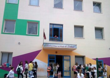 Shkolla filloi, por kemi 3.4% më pak nxënës në arsimin 9-vjecar se vjet