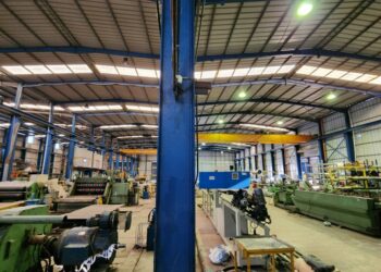 Besimi në ekonomi, rritet tek industria, ndërtimi dhe shërbimet. Në rënie tek tregtia