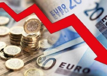 “Gremiset” euro, tetori mbyllet në minimumin historik të 98.2 lekëve