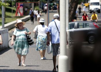 Shqiptarët e varfër, shpenzojnë 40% të buxheteve për ushqim