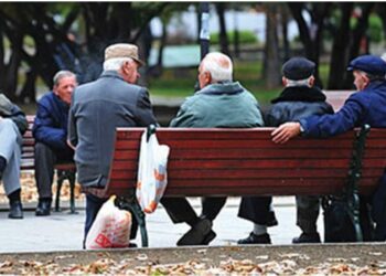 “Bizneset po grabisin pensionistët”, Rama: Deklaroni pagat reale, përndryshe masa të rënda do merren