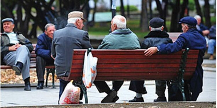 “Bizneset po grabisin pensionistët”, Rama: Deklaroni pagat reale, përndryshe masa të rënda do merren