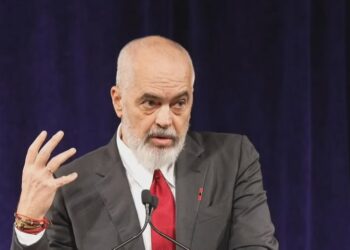 Rama jep lajmin për diasporën: Shumë shpejt linjë direkte Nju Jork-Tiranë