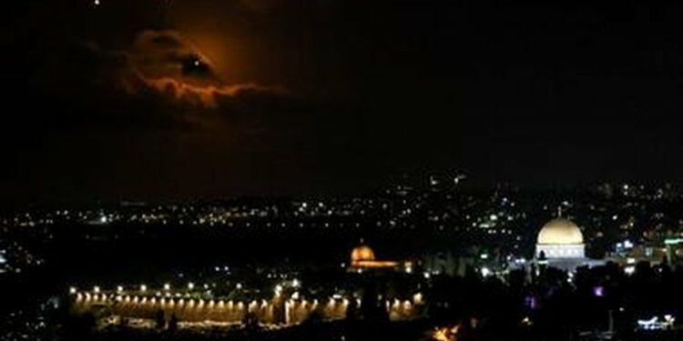 Tensionet në Lindjen e Mesme rrezikojnë ekonominë globale