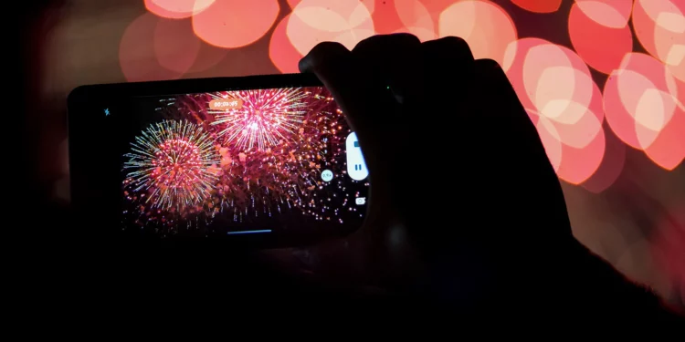 Çfarë ndodh me llogarinë tuaj në TikTok kur vdisni? Ja si të përgatisni të dhënat tuaja për jetën pas vdekjes