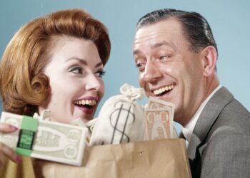 A e blejnë paratë lumturinë?