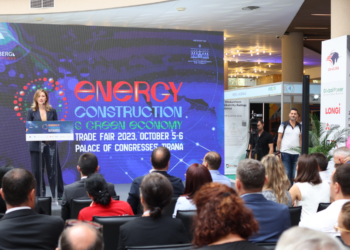 Pallati i Kongreseve në Tiranë hap dyert për Panairin e Energjisë