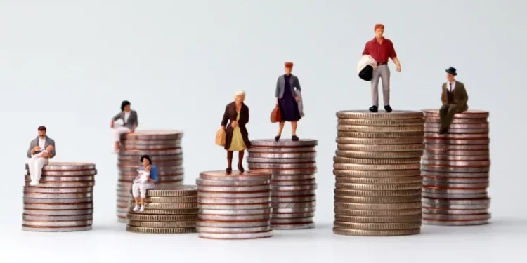 Antiinformaliteti, 9 mijë biznese rrisin pagat – Të ardhurat shtohen me 13 mln euro. Mbi 37 mijë subjekte të tjera në shënjestër