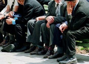 Rama jep lajmin për pensionistët: Ja kur do të shpërndahet bonusi i fundvitit