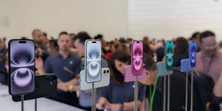 iPhone mund të bëhen më i vështirë për t’u zhbllokuar nga policia, falë funksionit të ri të rindezjes