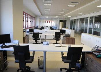 Nuk ka punonjës, në treg 5500 vende të lira pune, edhe me paga të larta