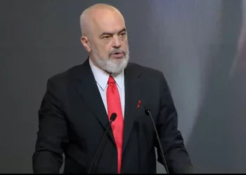 Rama fton shqiptarët e Greqisë të kthehen në atdhe: Ja ku mund të investoni