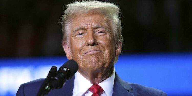 Donald Trump drejt fitores për Shtëpinë e Bardhë. Pritet fjalimi i tij