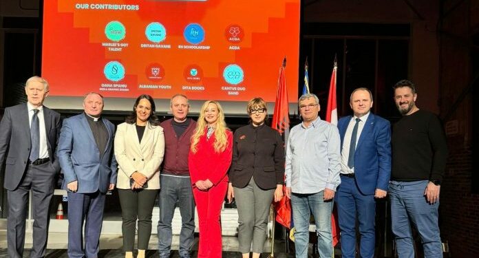 Festivali i Librit Shqip/ Letërsia shqipe promovohet në Toronto të Kanadasë