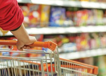 Çmimet e festave, a po abuzojnë tregtarët?