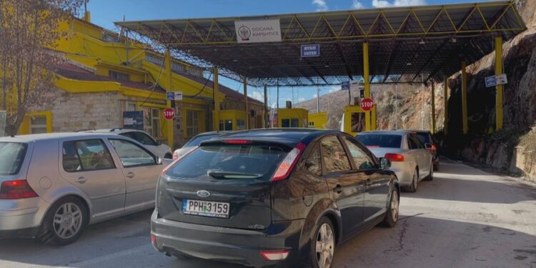 Rritet përdorimi i kartonit jeshil, shqiptarët shtojnë daljet jashtë vendit për festa