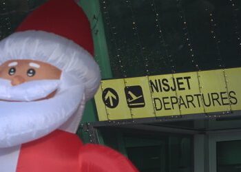 Festime larg tryezës së familjes, rriten ndjeshëm edhe prenotimet jashtë vendit