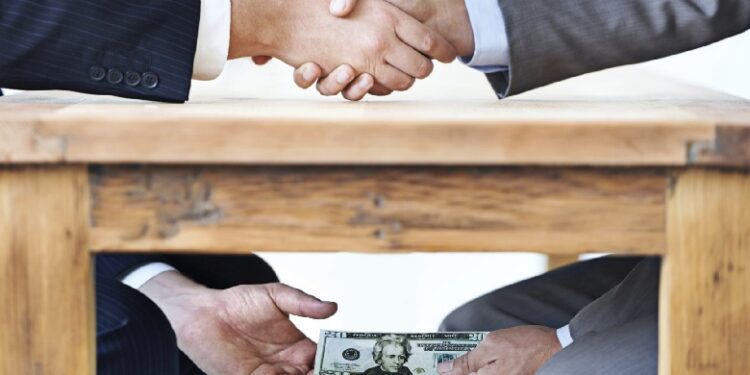 Sa kushton korrupsioni? 575 milionë euro u gërryen nga taksat e shqiptarëve