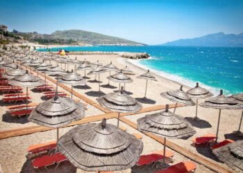 Sezoni veror 2025, hapen aplikimet tek e-Albania për stacione plazhi