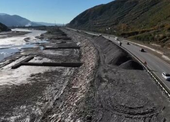 Balluku inspekton punimet në lotin 3 të aksit Elbasan-Qafë Thanë: Aks i rëndësishëm, pjesë e korridoreve europiane