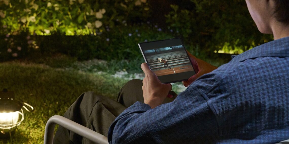 Shoqëruesi ideal i udhëtimit për pushimet tuaja