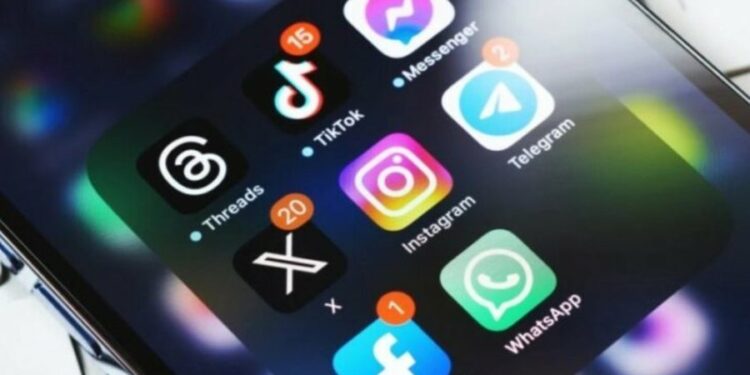 Ja aplikacionet që ju harxhojnë më shumë baterinë e telefonit