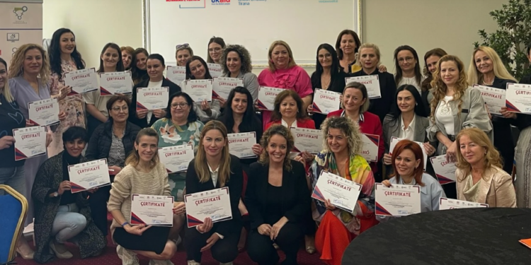 Demokracia e brendshme e partive politike dhe gjithëpërfshirja, në fokus të trajnimeve nga Rrjeti Barazi në Vendimmarrje