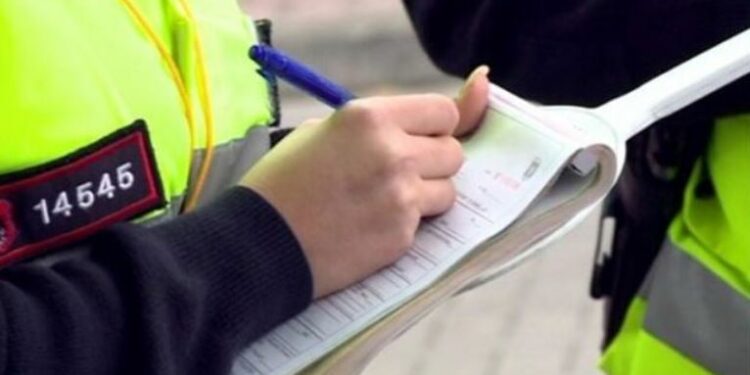 Shfuqizohen gjobat e marra gjatë periudhës së pandemisë. Kush përfiton?