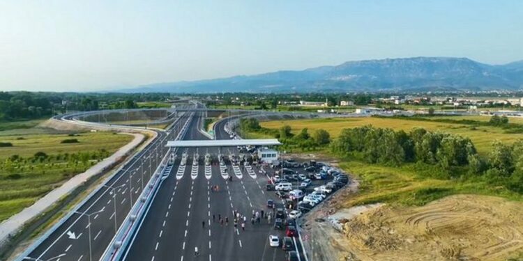 Thumanë-Kashar, nga tarifa te garancia e buxhetit dhe mirëmbajtja, si po funksionon koncesioni