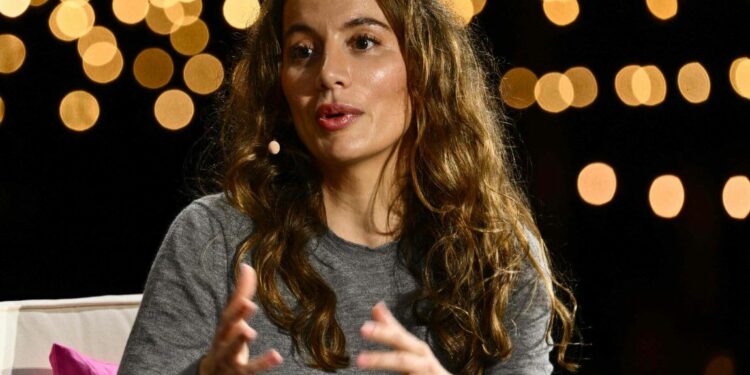 Mira Murati krijon startupin e saj me Inteligjencë Artificiale! Rekruton emra të njohur nga OpenAI