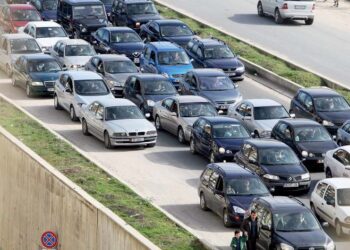 Benz “bie” nga froni, shqiptarët preferojnë këtë tip makine