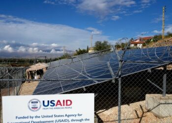 Pezullimi i ndihmave amerikane jep efektet e para në mbarë globin