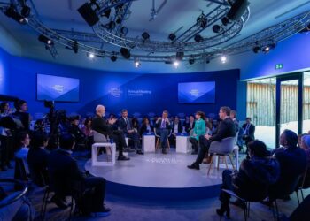 “Turizmi është kali ynë i betejës”, Rama në Zvicër, flet për Sazanin dhe Portin e Durrësit