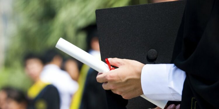 Njerëzit e arsimuar kanë këto 11 zakone të mira