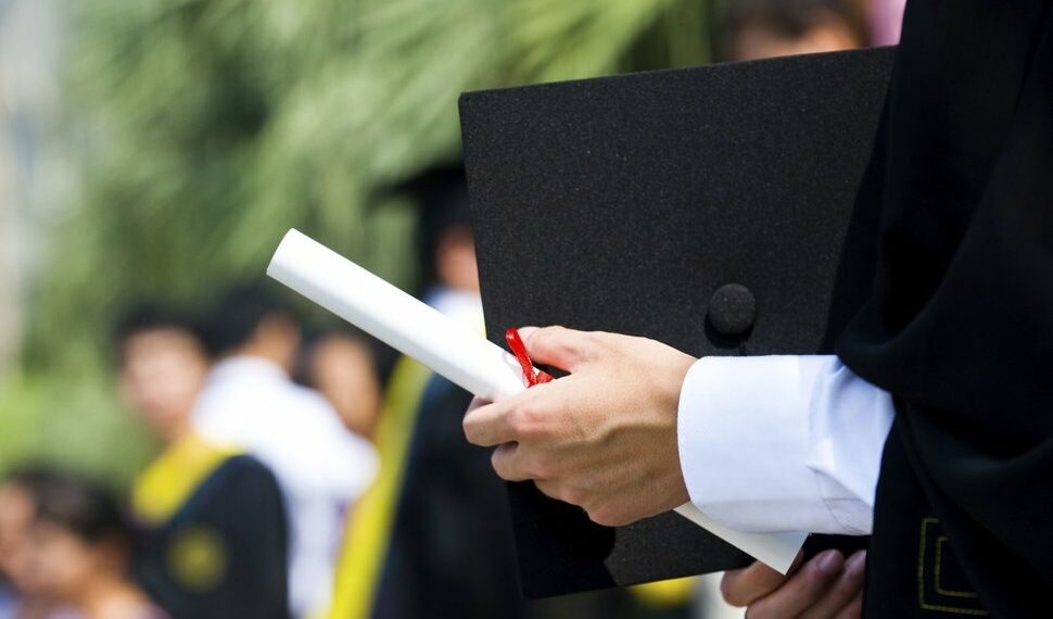 Njerëzit e arsimuar kanë këto 11 zakone të mira